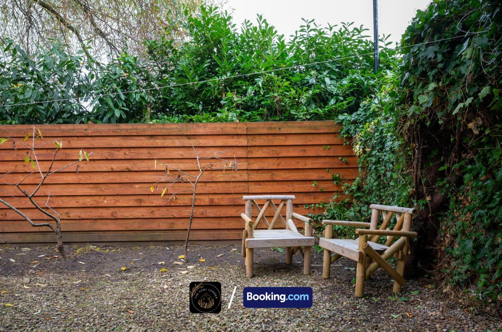 Cosy 3-Bed House, Garden & Free Parking In Stretford Apartment Manchester Exterior photo